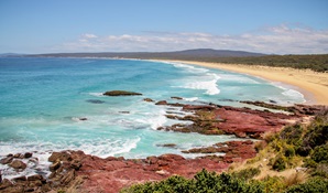 Haycock Point to Barmouth Beach walking track, Beowa National Park. Photo: John Yurasek © OEH